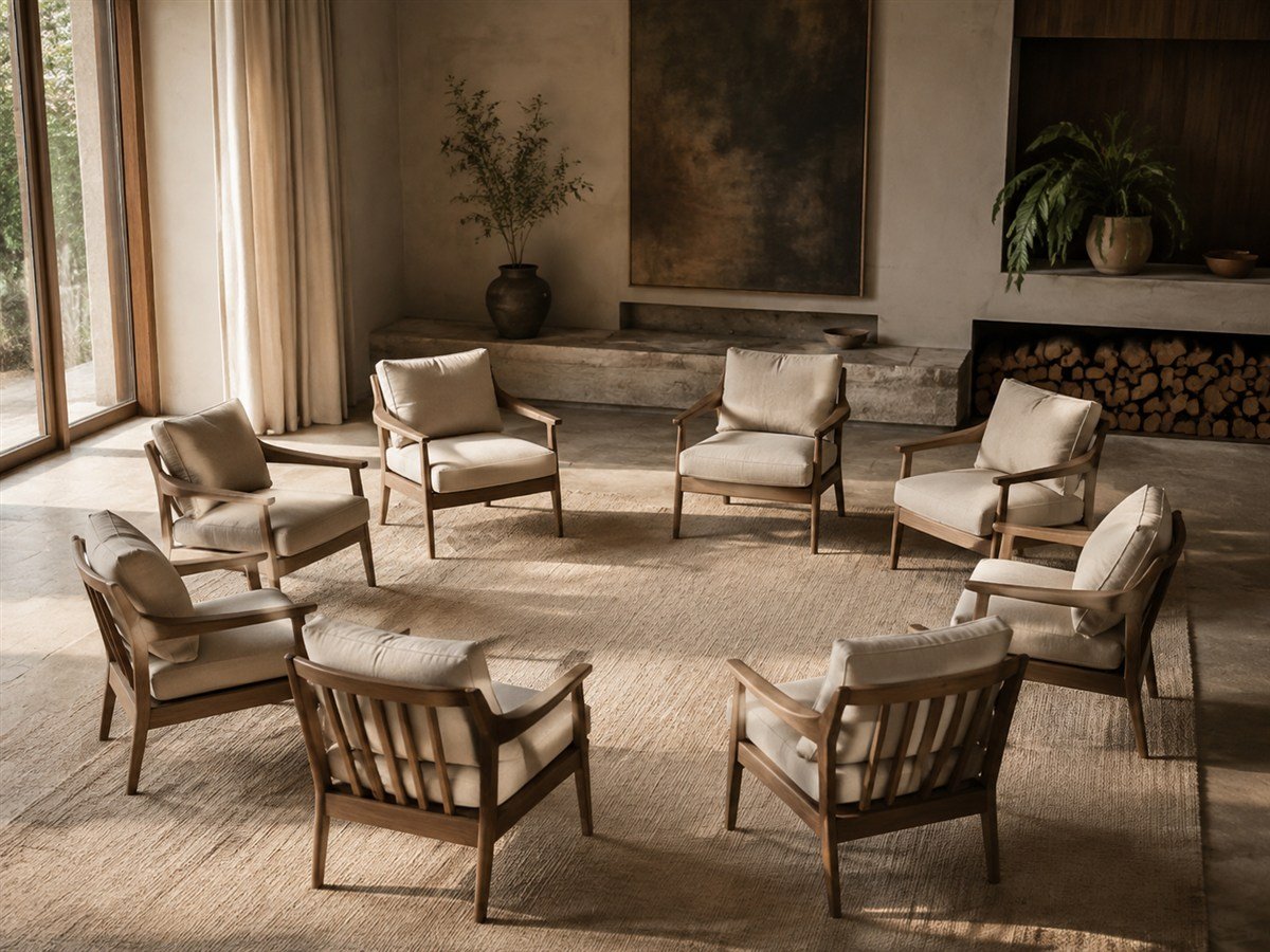 Armchairs arranged in a circle for a group session